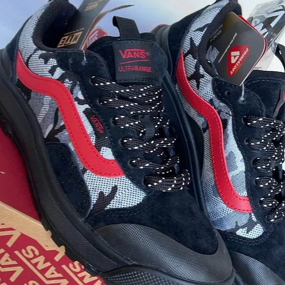 Vans Men’s Ultrarange Exo
Arctic Camo Black
VN0A5KS4BLK
Sneakers - Picture 9 of 16